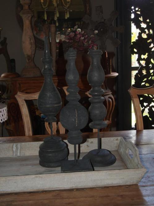 3 Houten ornamenten op voet, Huis en Inrichting, Woonaccessoires | Overige, Gebruikt, Ophalen of Verzenden