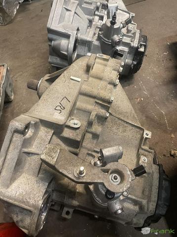 versnellingsbak code lrs mqt pca qwc mag qwn ncx t.a.v. t5 2 beschikbaar voor biedingen