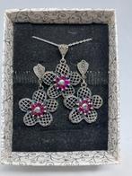 Prachtige zilveren oorbellen en hanger met robijn., Sieraden, Tassen en Uiterlijk, Antieke sieraden, Ophalen, Zilver, Oorbellen