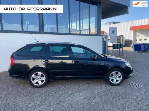 Skoda Octavia Combi 1.8 TSI Elegance Navi Trekhaak, Auto's, Skoda, Bedrijf, Te koop, Octavia, ABS, Airbags, Airconditioning, Centrale vergrendeling