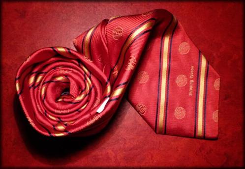 Stropdas  Shipping Tycoon - Multi Millionairs Club - Mooie S, Kleding | Heren, Stropdassen, Nieuw, Rood, Verzenden