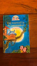 Dolfje Weerwolfje - Een weerwolf in de Leeuwenkuil, Fictie algemeen, Paul van Loon, Ophalen of Verzenden, Zo goed als nieuw