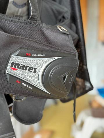 BCD / semi wing Mares Bolt met sls loodpocket systeem beschikbaar voor biedingen
