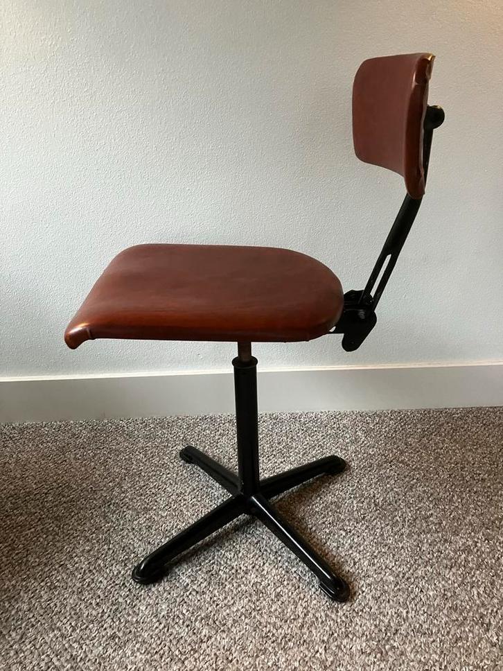 Vintage Industriële Design bureaustoel, Huis en Inrichting, Bureaustoelen, Gebruikt, Bureaustoel, Bruin, Ophalen