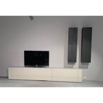 Tv/wandmeubel Gentis Hülsta  beschikbaar voor biedingen