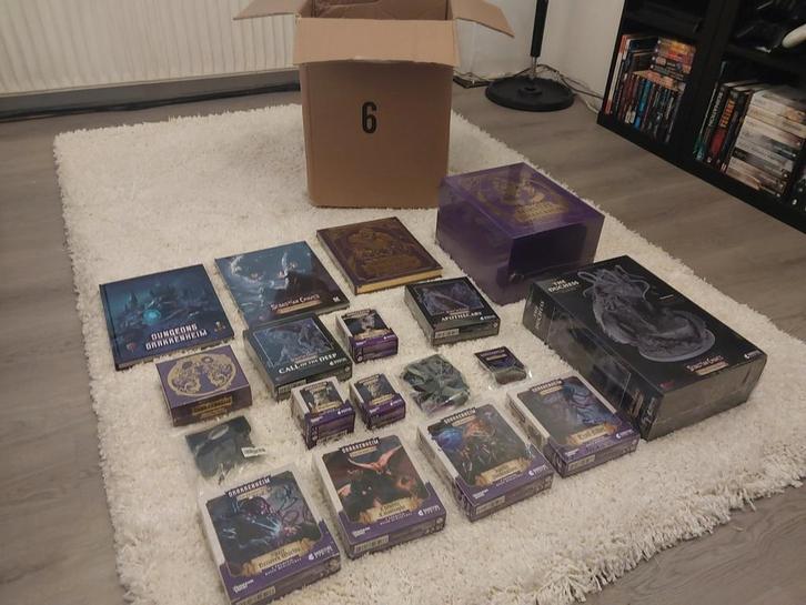 Dungeons And Dragons: Monsters Of Drakkenheim 5E, Hobby en Vrije tijd, Wargaming, Zo goed als nieuw, Overige soorten, Boek of Catalogus