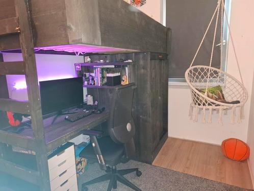 Steigerhouten hoogslaper met ingebouwde kast en bureau Ferdy, Huis en Inrichting, Slaapkamer | Stapelbedden en Hoogslapers, Zo goed als nieuw