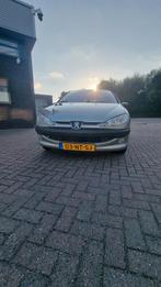Peugeot 206 1.4 Automaat (2004) – Net Geserviced - Grijs, 1100 kg, Zilver of Grijs, 955 kg, Hatchback