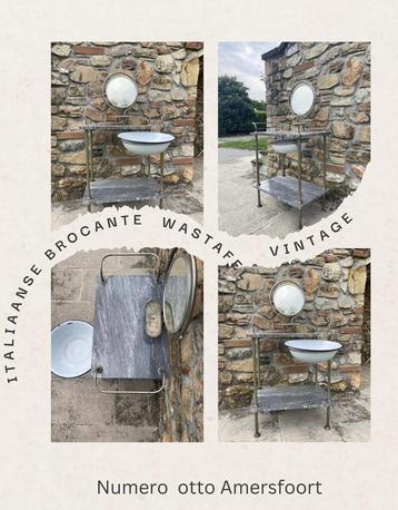 Vintage italiaanse wastafel hardstenen blad met spiegel beschikbaar voor biedingen