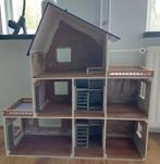 Groot poppenhuis of barbie huis, Kinderen en Baby's, Speelgoed | Poppenhuizen, Ophalen, Gebruikt, Poppenhuis