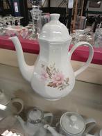 Mooie Theepot met Bloemenmotief, Ophalen