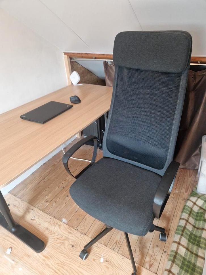 Ikea Markus bureaustoel - Zwart, Huis en Inrichting, Bureaustoelen, Zo goed als nieuw, Bureaustoel, Zwart, Ergonomisch, Gaming bureaustoel