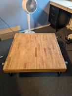 Massief hout koffietafel met ijzeren onderstel, Huis en Inrichting, Tafels | Salontafels, Ophalen, 50 tot 100 cm, 50 tot 100 cm