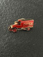 Coca Cola  - Coca Cola pin Oldtimer vrachtwagen auto, Verzamelen, Ophalen of Verzenden, Zo goed als nieuw, Merk, Speldje of Pin