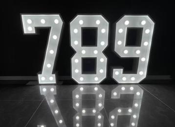 Lichtletters te huur 0 TM 9  beschikbaar voor biedingen