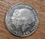 1980 Nederland 2½ gulden "Investiture of New Queen", Ophalen of Verzenden, Koningin Juliana, 2½ gulden, Losse munt