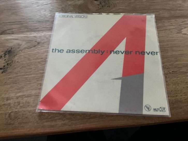 The Assembly, Never never, Cd's en Dvd's, Vinyl Singles, Single, 7 inch, Ophalen of Verzenden