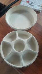 Tupperware serveerschaal hapjes schaal met deksel 34 cm ZGAN, Ophalen of Verzenden, Zo goed als nieuw, Crème, Schaal