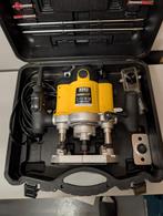 Powerplus Bovenfrees met Accessoires, Doe-het-zelf en Verbouw, Gebruikt, Ophalen of Verzenden, POWERPLUS, Bovenfrees