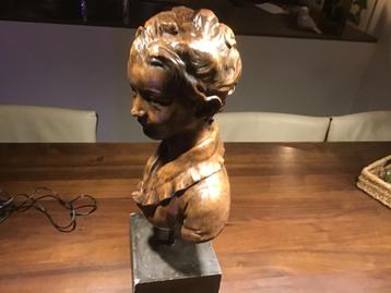 Vintage hoofd- Jongen beschikbaar voor biedingen