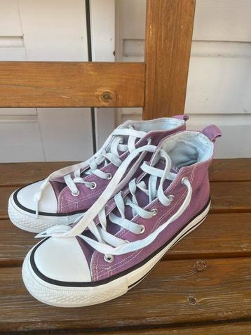 Paars / roze canvas gympen maat 35 sneakers schoenen beschikbaar voor biedingen