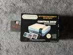 Nintendo entertainment system nes controller deck cib + game, Spelcomputers en Games, Spelcomputers | Nintendo NES, Ophalen, Zo goed als nieuw