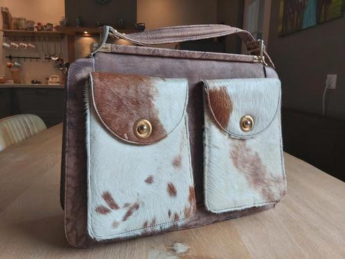 Vintage tas leer, Sieraden, Tassen en Uiterlijk, Tassen | Damestassen, Gebruikt, Handtas, Bruin, Ophalen of Verzenden