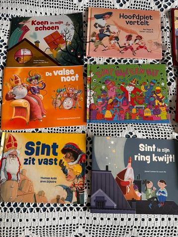 Sinterklaas boeken en handpoppen beschikbaar voor biedingen