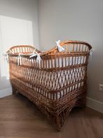 Rotan wieg/ledikant incl. aankleding, Kinderen en Baby's, Babywiegjes en Ledikanten, Ophalen, Zo goed als nieuw, Wieg