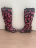 Regenlaarzen met sleehak maat 39. Hak 6 cm, Kleding | Dames, Schoenen, Ophalen of Verzenden, Regenlaarzen, Roze, Gedragen