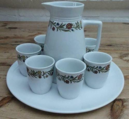 Lilien Chocolade / Gluhwein set,  grote kan met 6 bekers, Antiek en Kunst, Curiosa en Brocante, Ophalen of Verzenden