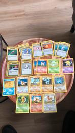 Pokemon base set cards, Hobby en Vrije tijd, Verzamelkaartspellen | Pokémon, Gebruikt, Ophalen of Verzenden, Meerdere kaarten