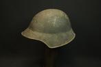 Zwitserse M18/43 helm, Verzamelen, Militaria | Tweede Wereldoorlog, Ophalen of Verzenden, Nederland, Helm of Baret