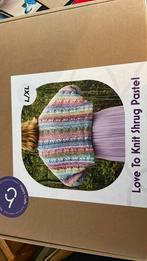 Breipakket love to knit shrug pastel, Ophalen of Verzenden, Nieuw, Haken, Patroon of Boek