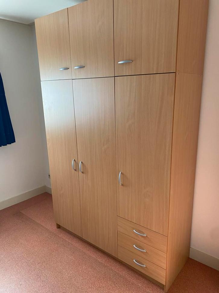 Grote kledingkast met deuren en lades, Huis en Inrichting, Kasten | Kledingkasten, Gebruikt, 200 cm of meer, 100 tot 150 cm, 50 tot 75 cm