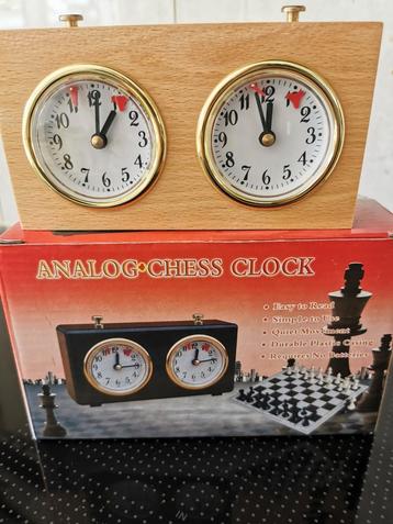 Analoge Schaakklok - Klassiek Design beschikbaar voor biedingen