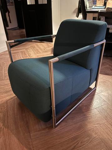 Nette fauteuil  beschikbaar voor biedingen