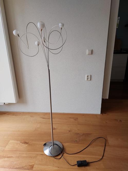 staande sfeerlamp, Huis en Inrichting, Lampen | Vloerlampen, Gebruikt, 150 tot 200 cm, Glas, Metaal, Ophalen
