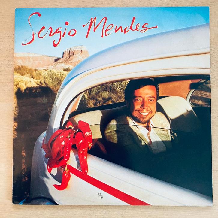 Sergio Mendes - Sergio Mendes (LP, 1983), Cd's en Dvd's, Cd's | Latin en Salsa, Gebruikt, Ophalen of Verzenden