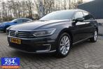 Volkswagen Passat Variant GTE Highline NAVI, ACC,STANDKACHEL, Gebruikt, Zwart, 59 km/l, Hybride Elektrisch/Benzine