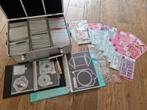 100+ snijmallen, opbergkoffer, 2 klappers + magneetvellen, Hobby en Vrije tijd, Ophalen of Verzenden, Zo goed als nieuw, Overige thema's