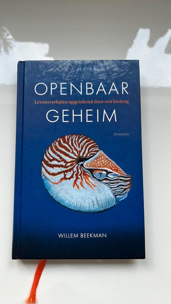 Willem Beekman - Openbaar geheim, Boeken, Natuur, Zo goed als nieuw, Natuur algemeen, Ophalen of Verzenden