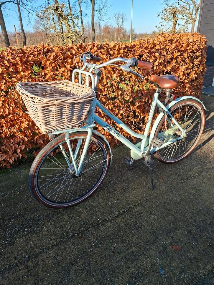 Gazelle Damesfiets met Mand - Miss Grace, Fietsen en Brommers, Fietsen | Dames | Damesfietsen, Zo goed als nieuw, Gazelle, Ophalen of Verzenden