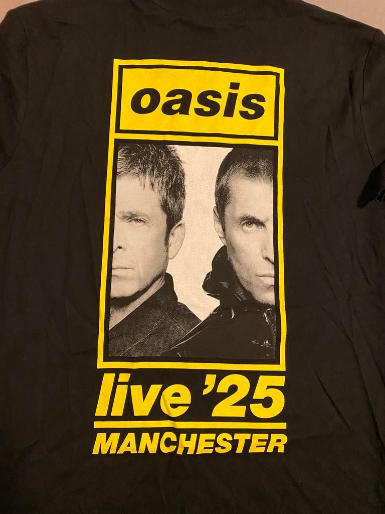 Oasis Tour Shirt Manchester 2025 Official Nieuw M L XXXL, Kleding | Heren, T-shirts, Nieuw, Maat 56/58 (XL), Zwart, Ophalen of Verzenden