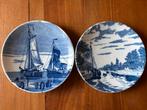 Twee Delfts Blauwe Bordjes met Schepen, Antiek en Kunst, Antiek | Wandborden en Tegels, Ophalen of Verzenden