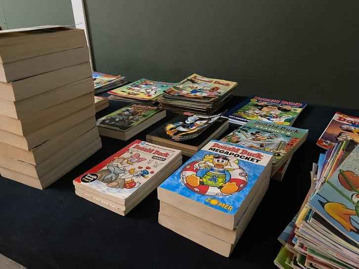 Verschillende donald duck, Boeken, Stripboeken, Zo goed als nieuw, Meerdere stripboeken, Ophalen