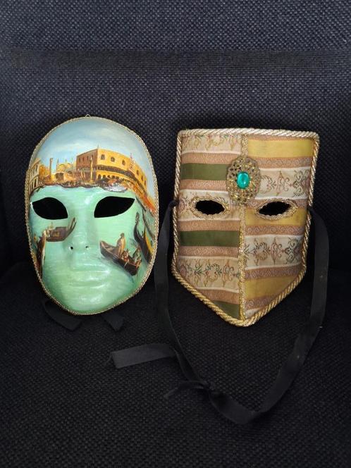 Twee Venetiaanse maskers, Hobby en Vrije tijd, Feestartikelen, Zo goed als nieuw, Overige typen, Overige, Verzenden