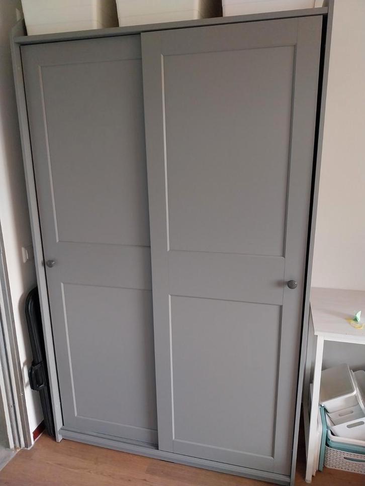 Ikea kast Hauga, Huis en Inrichting, Kasten | Kledingkasten, Zo goed als nieuw, 150 tot 200 cm, 100 tot 150 cm, 50 tot 75 cm, Ophalen