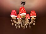 Retro kroonluchter met rode kapjes, Huis en Inrichting, Lampen | Kroonluchters, Ophalen, Zo goed als nieuw, Kunststof
