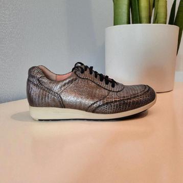 DUREA bronskleurige leren sneakers mt 5 H beschikbaar voor biedingen